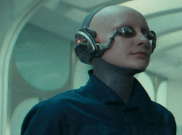 Unidentified Senate Console Tech